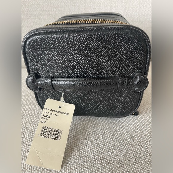 Chanel toiletry case brand new. - Picture 6 of 8